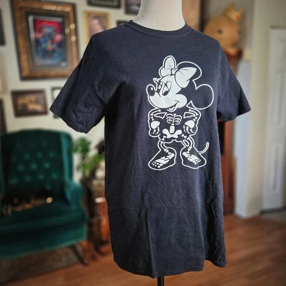 Black Minnie Mouse Skeleton Graphic T Shirt Gildan Heavy Cotton Size Medium - Picture 2 of 6